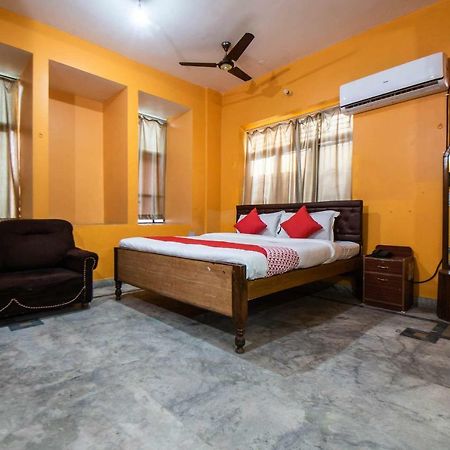 Oyo 29792 Piyush Hajipur Hotel Kültér fotó