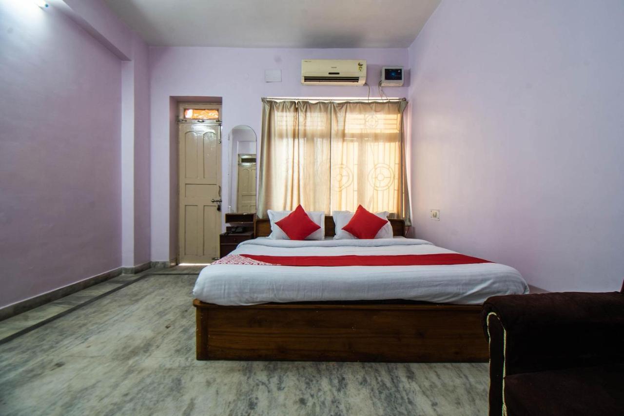 Oyo 29792 Piyush Hajipur Hotel Kültér fotó