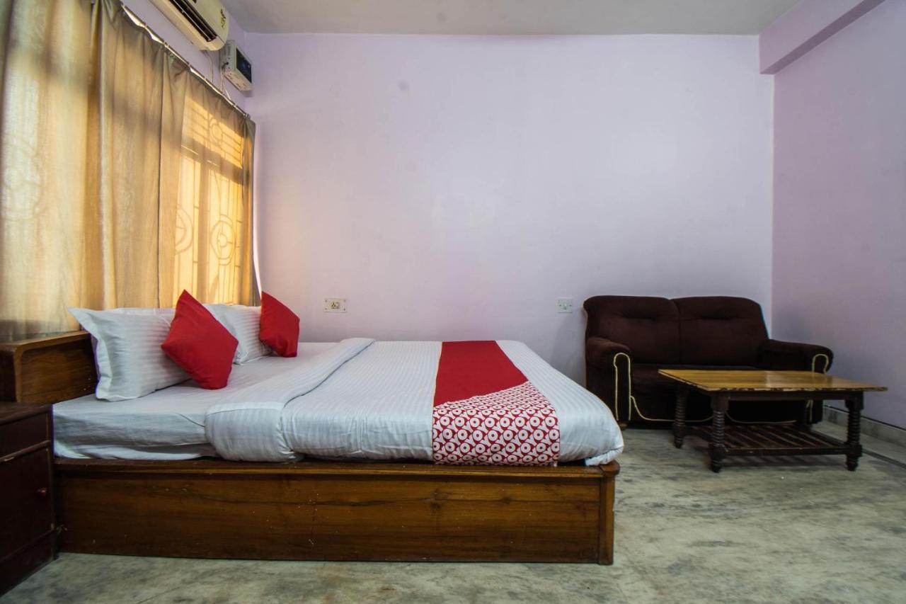 Oyo 29792 Piyush Hajipur Hotel Kültér fotó